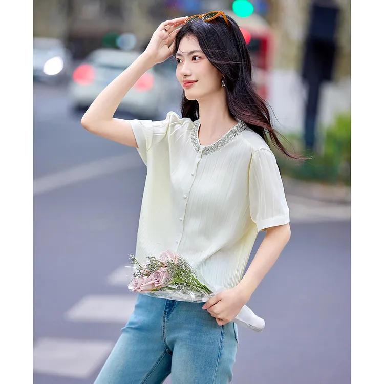 尚静肌理感亮片装饰圆领短袖衬衫2025夏季新款时尚休闲气质百搭