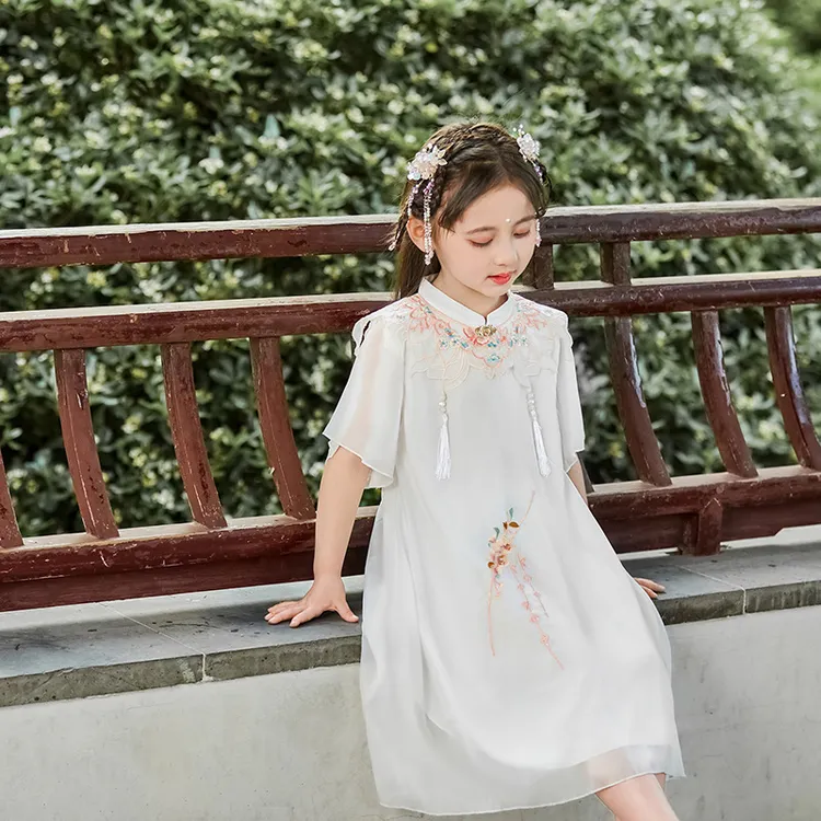 女童古风演出服超仙汉服连衣裙批发中小童春秋夏季公主花朵砖石雪