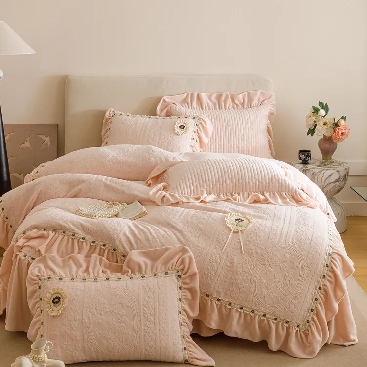 A类牛奶绒花边刺绣床盖款四件套全消光双面绒加绒加厚可机洗宿舍