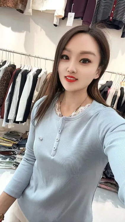 【静蕊家】欧货洋气显瘦拼接蕾丝打底T恤