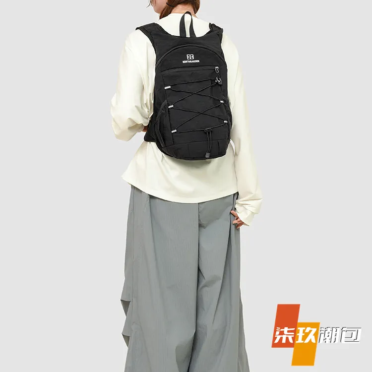 柒玖户外双肩背包男女轻量化登山包运动旅游旅行包时尚百搭背包