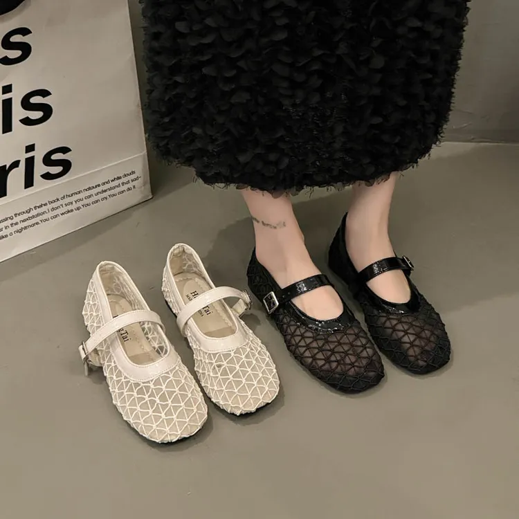 气质网面镂空透气平底玛丽珍单鞋2025新款夏复古温柔浅口女鞋子
