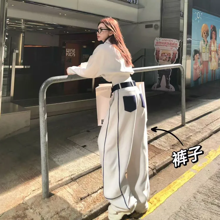 婉君【运动美学】加厚摇粒绒 秋冬时尚弯刀直筒裤LWJ25D4TZ3575