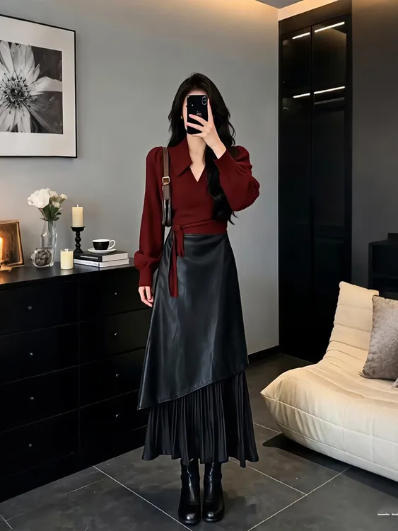 2025秋冬新款轻奢通勤风大V领系带收腰套装女高级感显瘦酷感皮裙