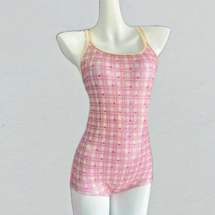 爱心格纹小平角连体竞速泳衣少女甜美亮闪闪游泳专用泳装温泉度假