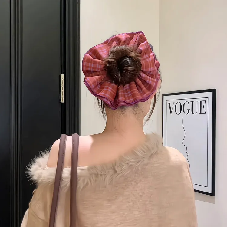 赵露思同款可露丽风缎面格纹大肠发圈女高弹力花苞头绳高级感发饰