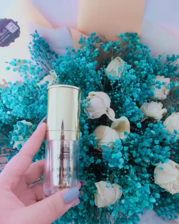 燕窝肽保湿滋润透亮净透紫色紧致定妆粉底液