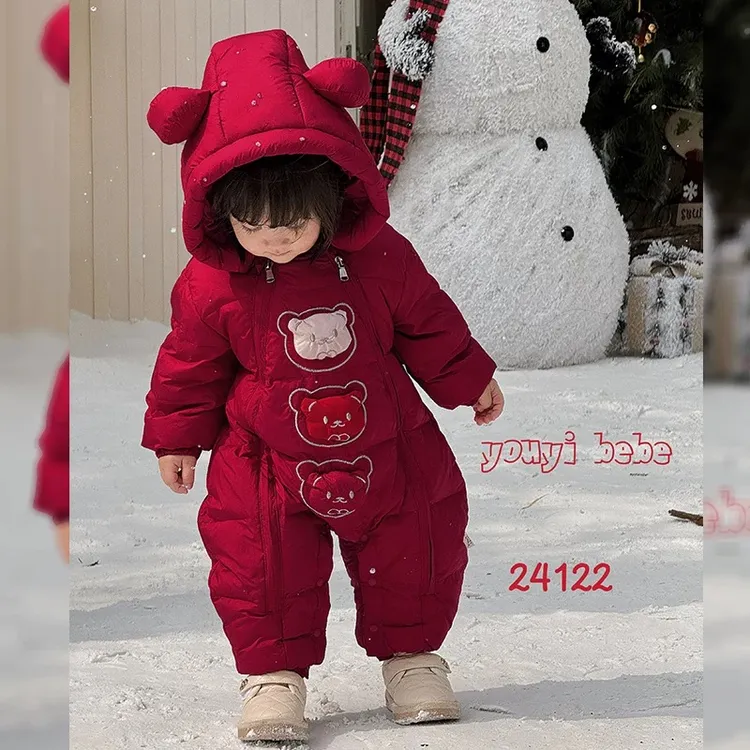 婴儿新生儿三只小熊满月百天周岁日常外出服哈衣白鸭绒羽绒服4122