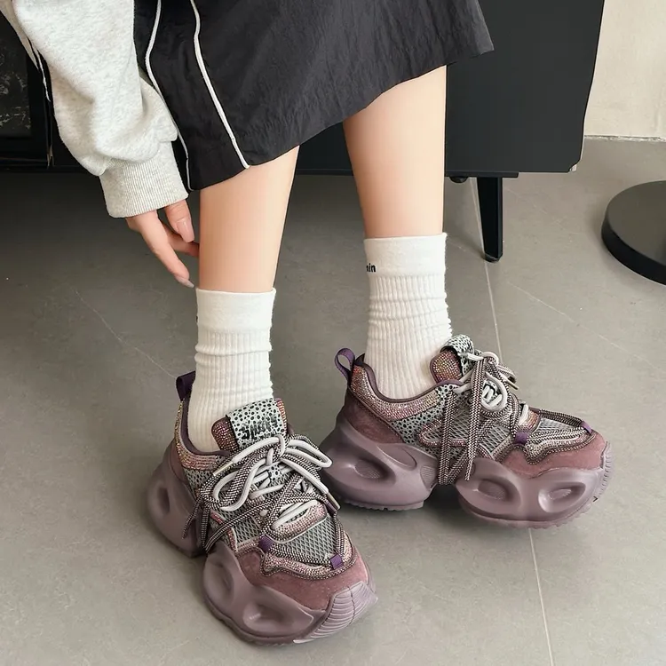 老爹鞋女真皮水钻小众韩版休闲鞋超轻厚底显高显瘦显腿长