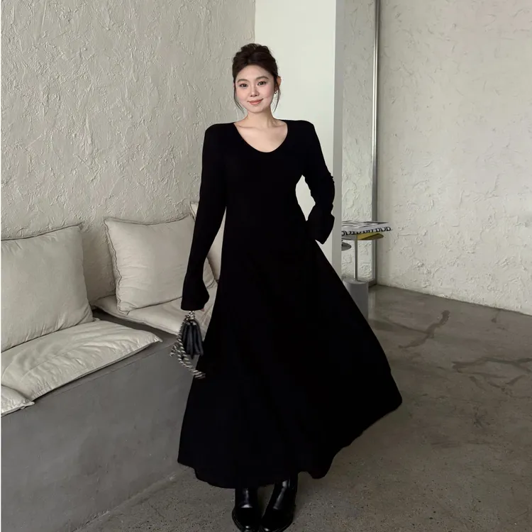 晶咕软软【摩登律动】法式复古优雅赫本风U领收腰连衣裙
