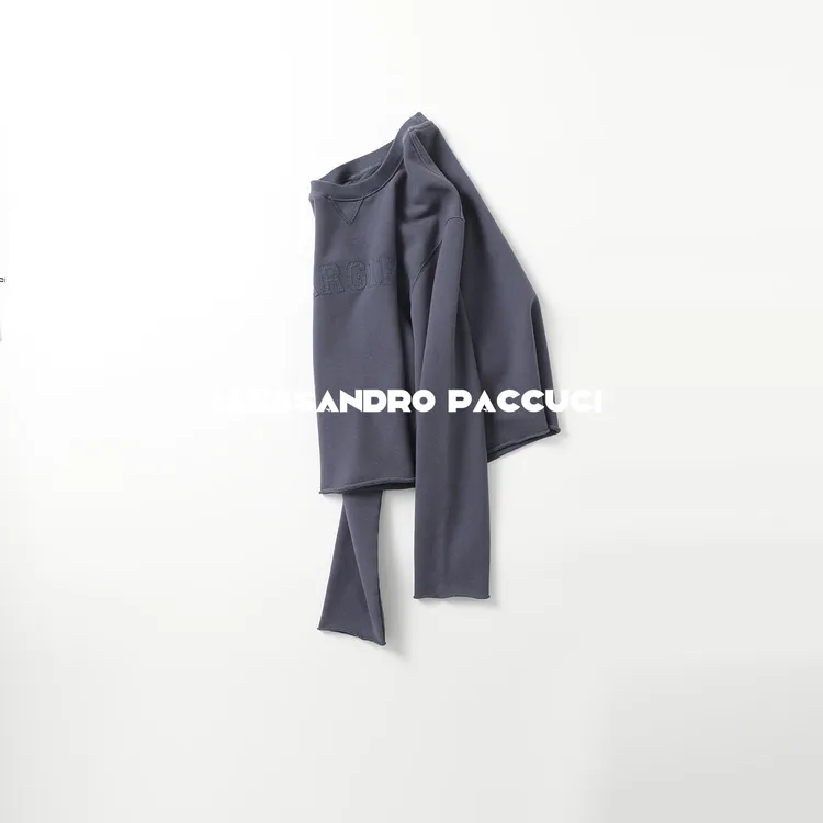 AP洛哥53091TW【雾染旧梦】100棉圆领贴布绣字母复古感长袖时尚卫衣