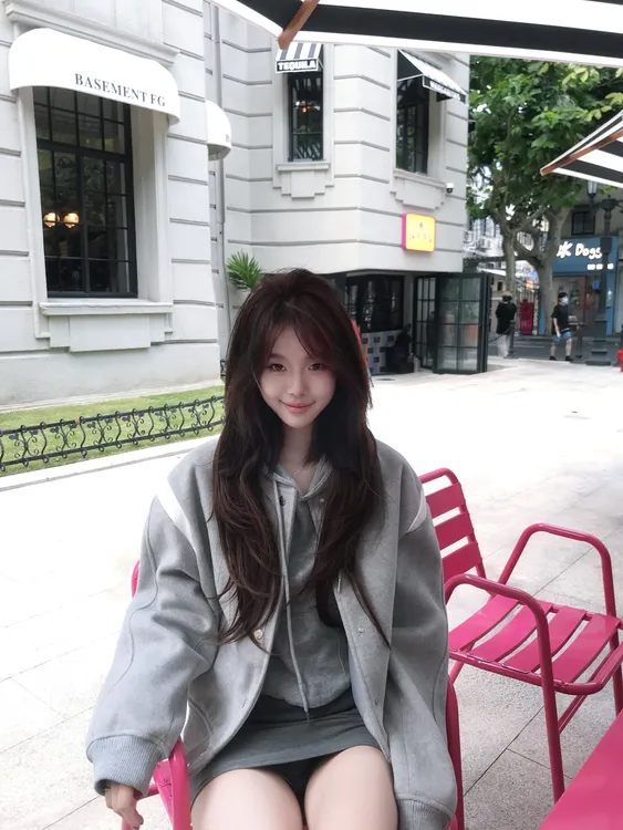 尹千金J【韩高张元英】 春款省钱风休闲减龄卫衣外套S090201