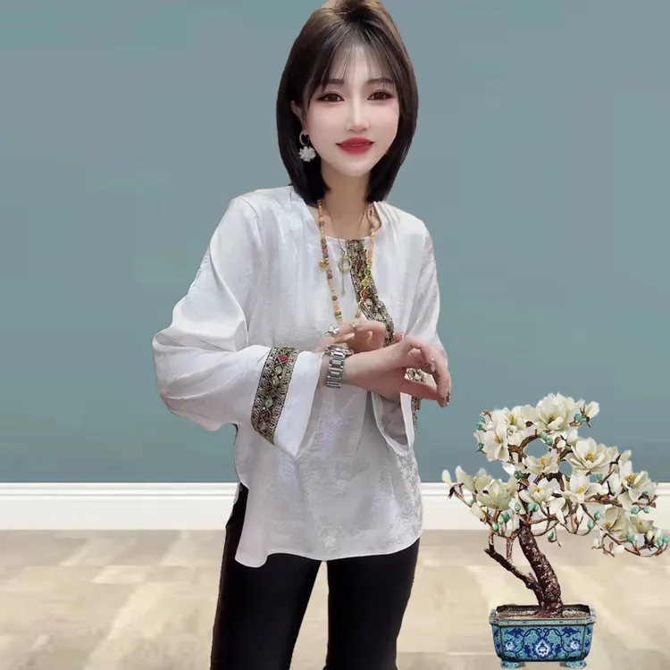 555564洋气时尚简约拼接百搭宽松时尚上衣2025早春新款休闲小衫