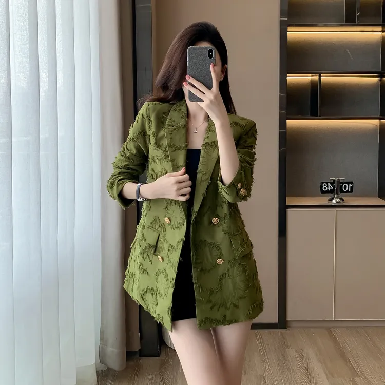 秋季气质西装外套女爆款2025新款韩版高级感网红洋气休闲宽松西服