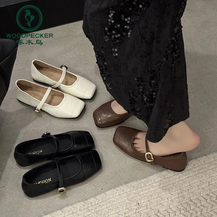 啄木鸟平底玛丽珍单鞋女2025秋新款法式浅口方头一字扣百搭豆豆鞋