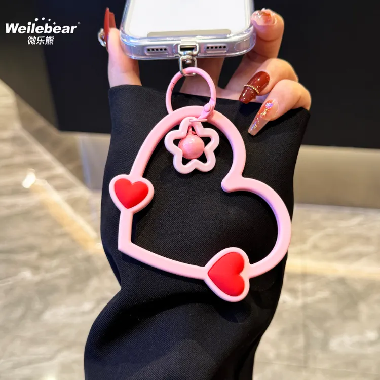 C家爱心硅胶手机挂绳腕带挂件潮牌ins手环便携防丢百搭配件挂饰女