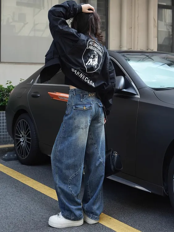 美式复古水洗牛仔裤女秋季新款高腰宽松百搭纽扣设计阔腿弯刀裤