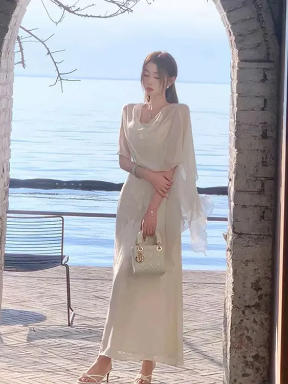 连衣裙吊带礼服显瘦气质长袖长裙法式蕾丝白色轻奢时尚夏季长款