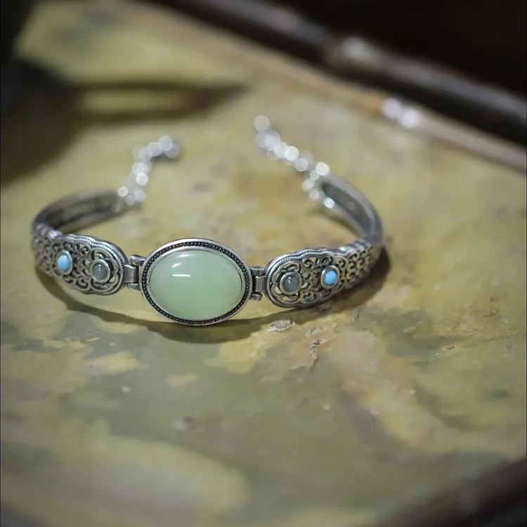 黄铜手链 新中式复古蛋面镂空卷草纹手链女士高级感民族风手镯