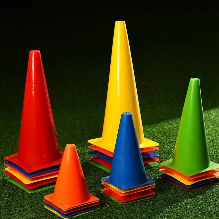 狗狗尿尿立柱引导公狗拉尿神器停车桩子小狗雪糕桶锥筒定点上厕所