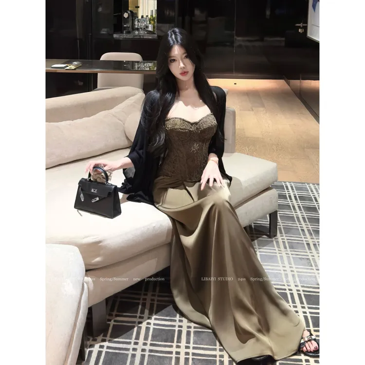 现货LIBAI 重工鱼骨•浮雕蕾丝/性感抹胸背心吊带半身裙两件套1770