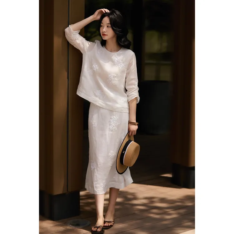 拉夏贝尔半身裙女爆款2025洋气女炸街纯欲慵懒风出游衣服女装