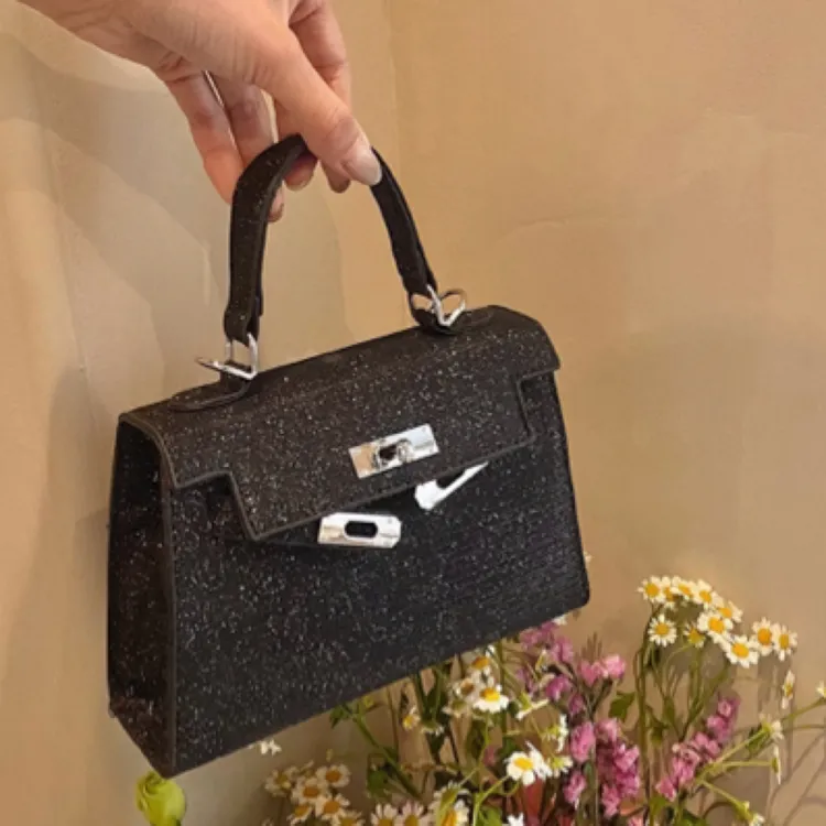 精致时尚手提包包女新款洋气百搭纯色凯莉包高级感小众潮流斜挎包