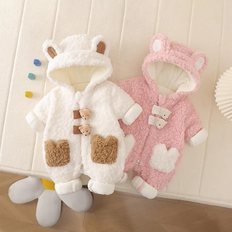 冬季宝宝可爱带帽加棉保暖外出防风加绒连体衣云朵绒熊头棉哈衣