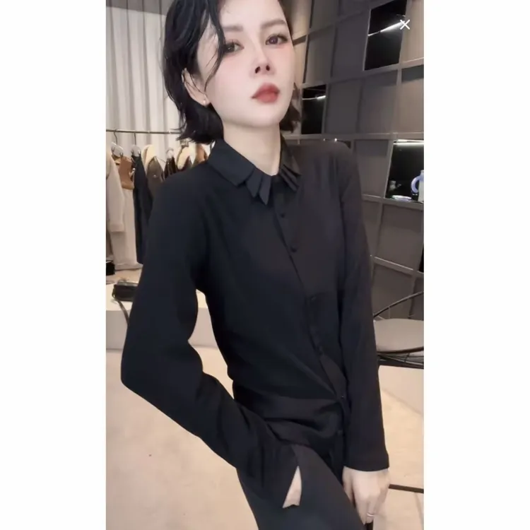 《姚家优麦汇》Y7395冬款磨毛衬衫领设计感百搭长袖显瘦上衣款女