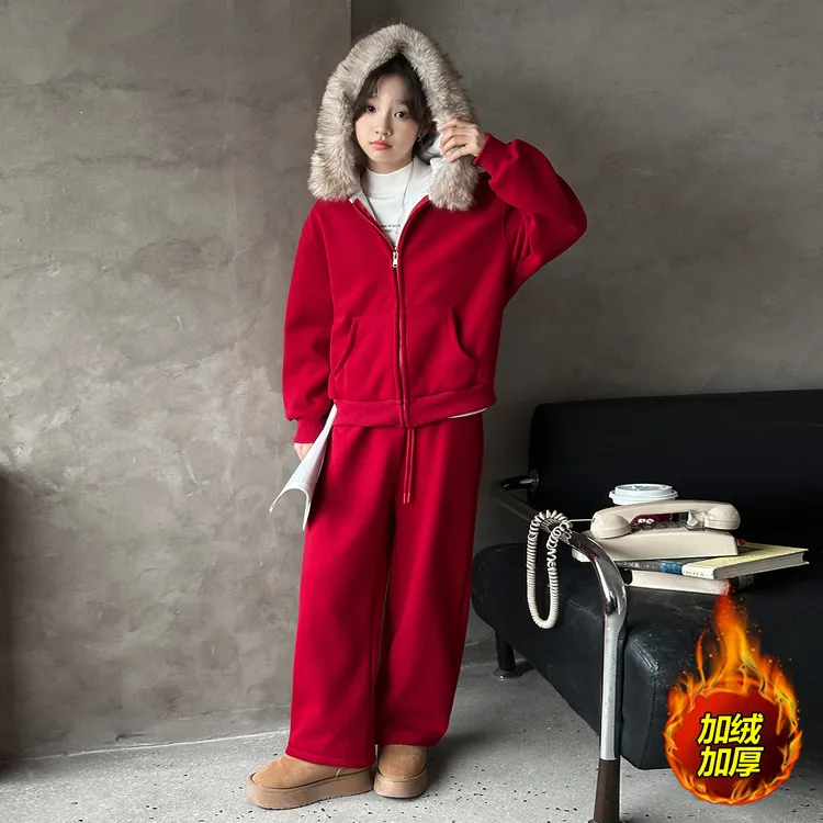 女童秋冬款拜年套装2025新款中大童保暖红色休闲洋气加厚两件套