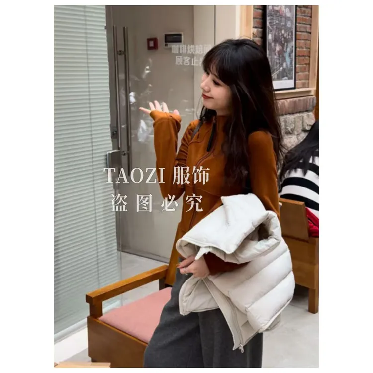 桃子自制 09600 【私服挚爱】德绒显瘦保暖立领百搭外套