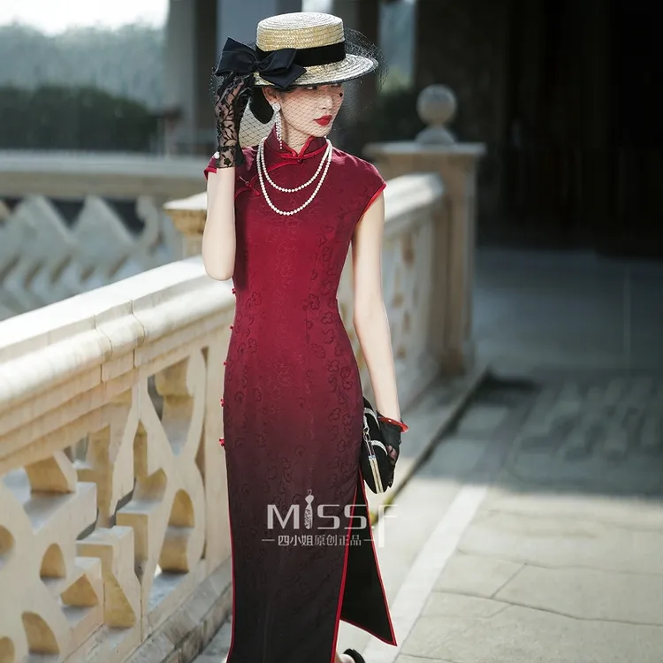 德国高贵红色真咝新妈妈旗袍婚宴装高级感喜婆婆婚宴礼服