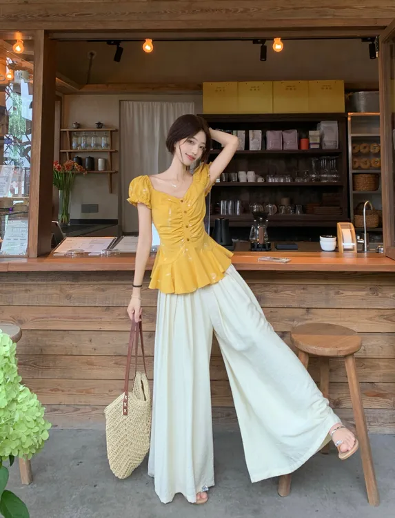 法式甜美泡泡袖衬衫女2025夏季新款收腰显瘦压褶洋气别致小衫上衣