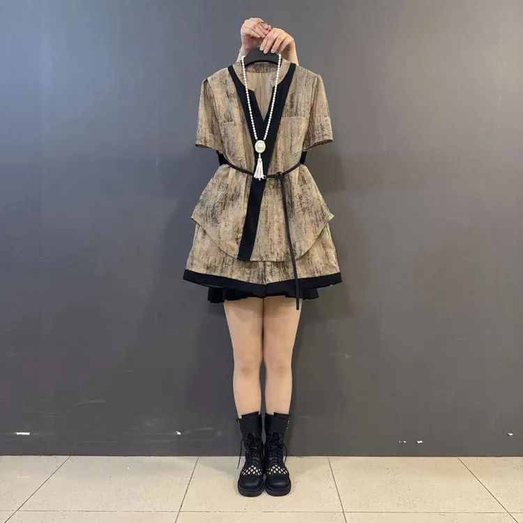 大码V领中长款短裤衬衫短裤撞色老钱风两件套