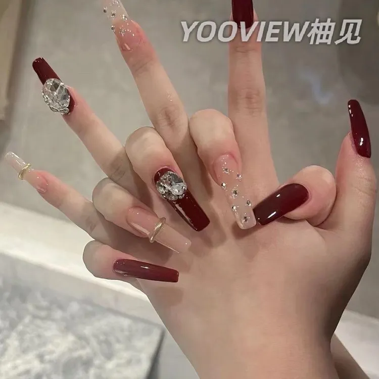 高级感穿戴甲纯手工新年红色圣诞穿戴甲安哥拉红春夏显白美甲
