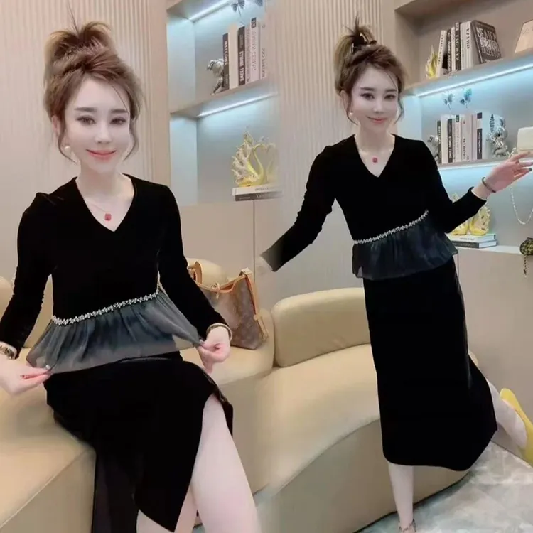 长裙秋季减龄长袖连衣裙中长款拼接时尚显瘦V领褶皱