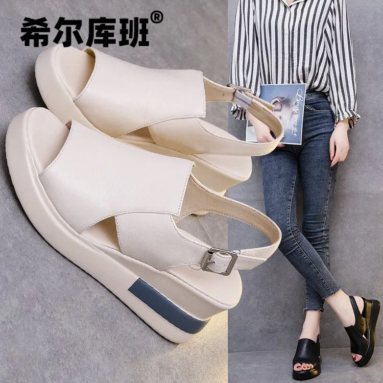 厚底罗马鞋女夏季外穿新款高帮漆皮松糕跟凉鞋搭扣拖鞋潮流大码