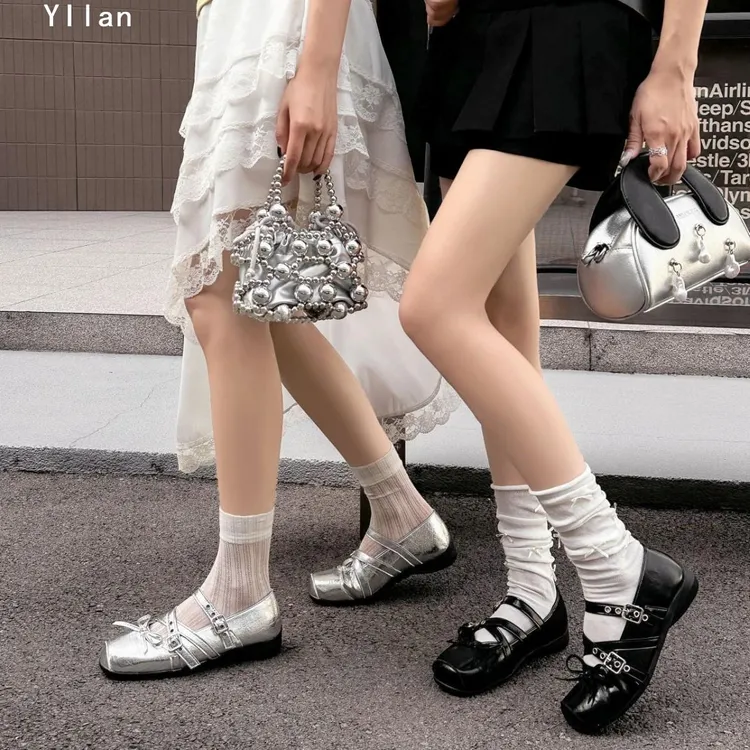 真皮版芭蕾风铆钉玛丽珍鞋女2025春夏法式复古银色结平底单鞋皮鞋