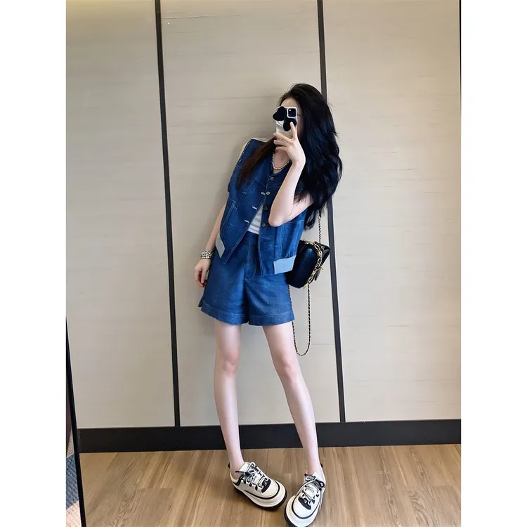 巨好看的短裤套装2025新款夏季一整套ootd穿搭套装今年流行女装