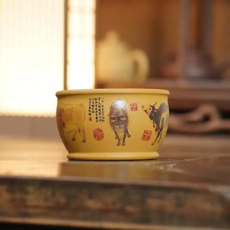宜兴原矿黄金段泥手工绘点彩五牛大容量紫砂茶杯