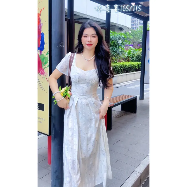 海德花园 气质长裙时尚夏季法式收腰设计感短袖中长款连衣裙夏季
