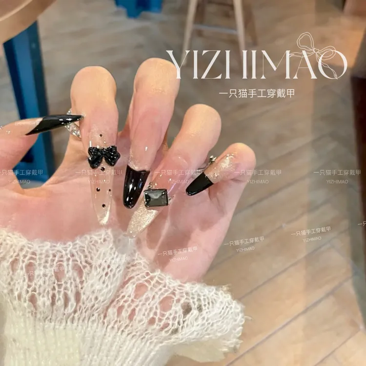【暗黑法式】一只猫·甜酷黑法蝴蝶结爆闪香槟金猫眼显白手工穿戴甲