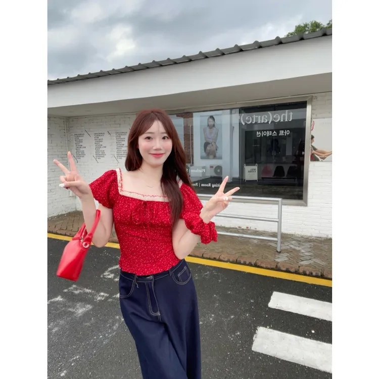 YPP！【玫瑰花圃】夏季显瘦气质甜美一字肩短袖蕾丝花边小衫
