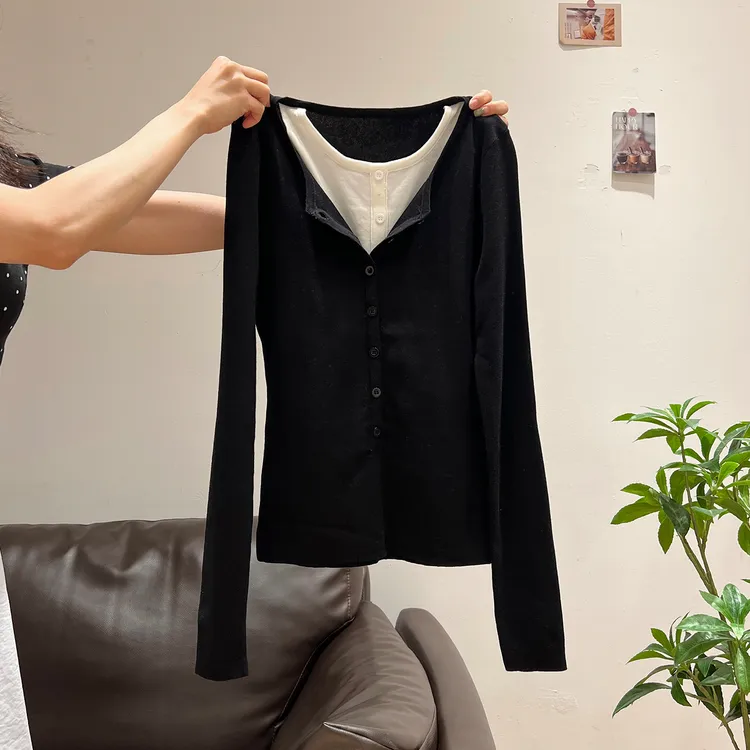 黑色假两件长袖针织衫女2025秋季新款修身显瘦基础款气质上衣