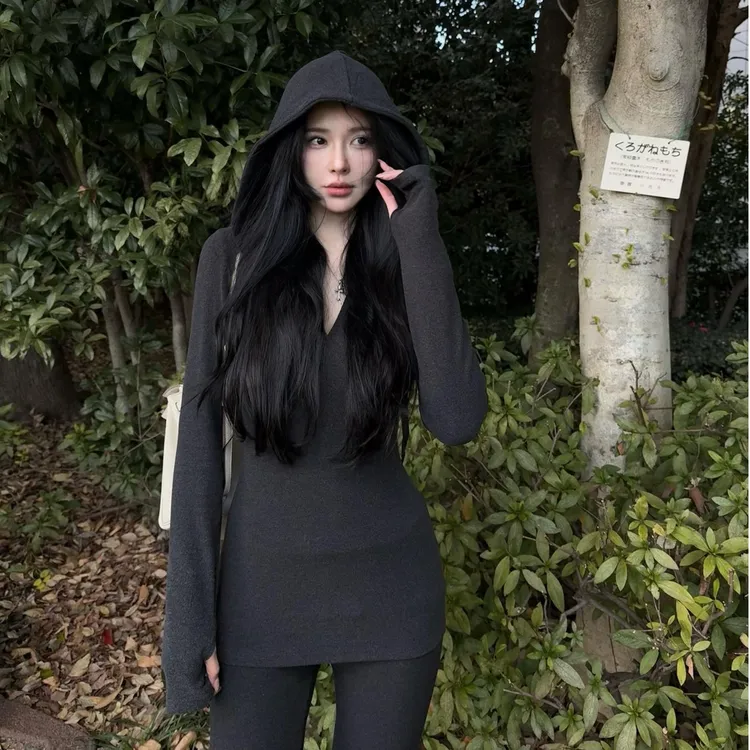 法式气质灰色连帽上衣女2025早秋高腰显瘦休闲微喇叭长裤子两件套