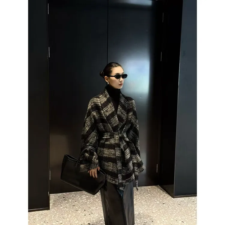 FIINAL《凛冬》黑白格中长款宽松显瘦毛呢外套经典设计老钱