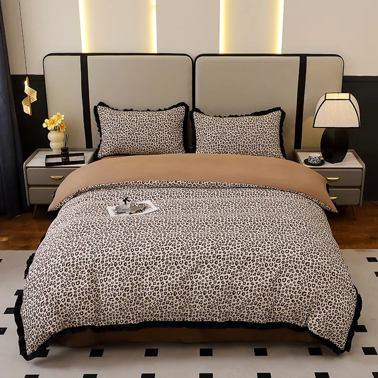 【新疆包邮】复古花边针织棉皱皱纱印花双人被套四件套