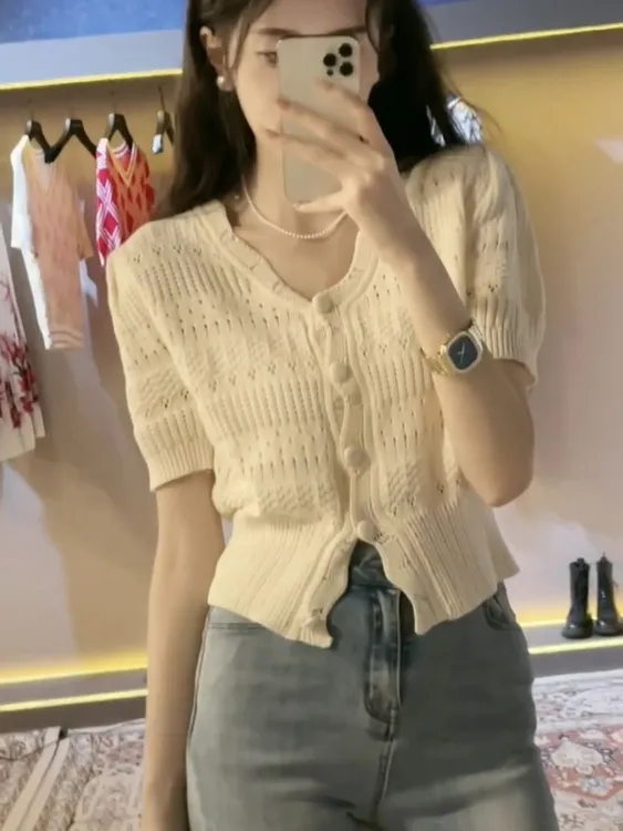 法式高颜值花瓣边v领短袖薄款针织衫女微镂空设计短款冰丝小开衫