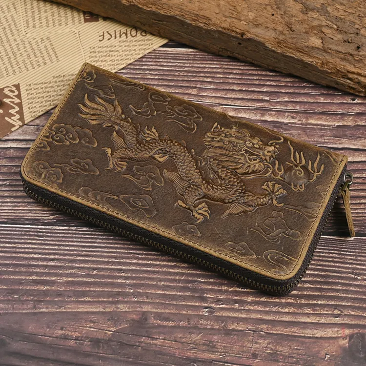 复古休闲疯马长款手拿包头层牛皮龙头纹手工拉链皮卡包男士钱包