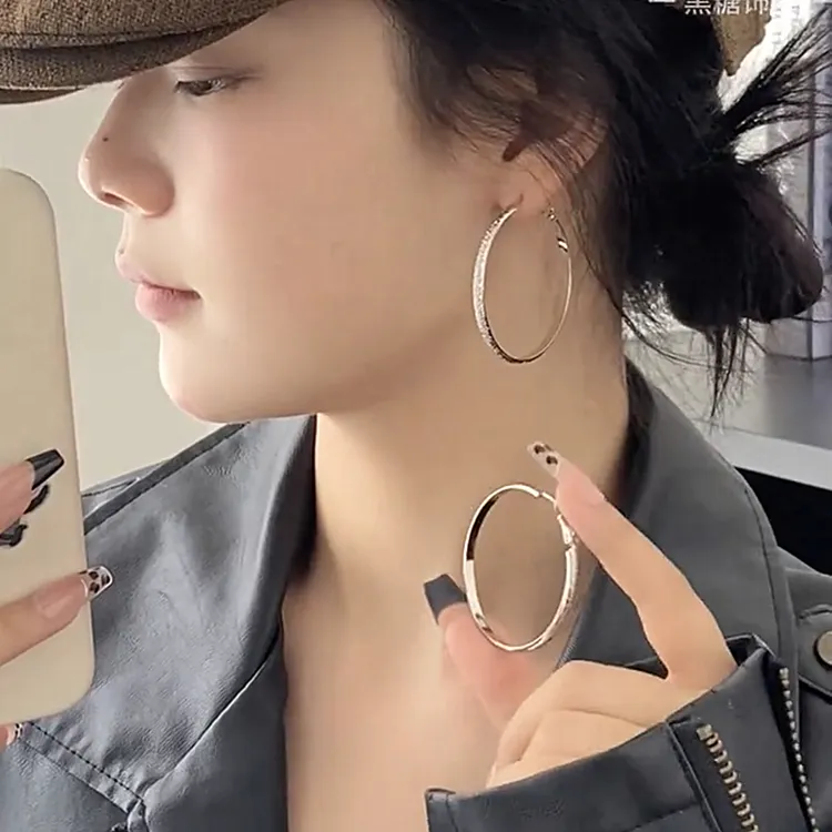 合金耳饰 银色耳圈夸张金属大气圈圈耳环时尚新款潮个性轻奢耳饰